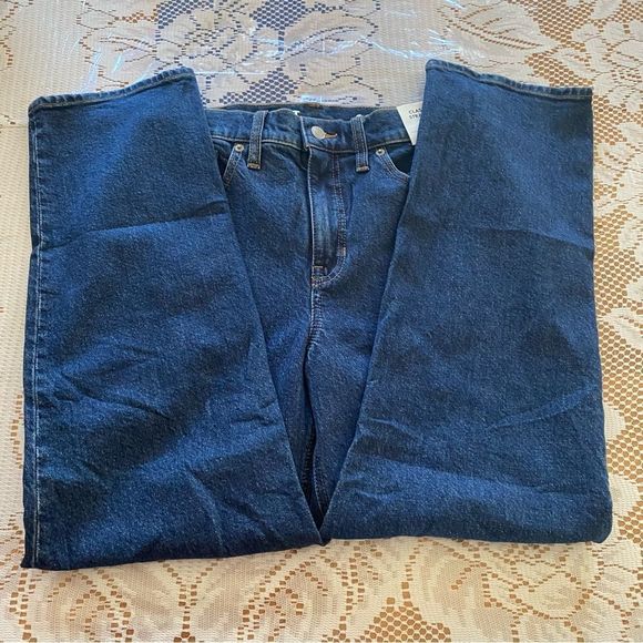 J. Crew • High Rise 90’s Classic Straight Jean in Cooper Square Wash - Picture 8 of 15